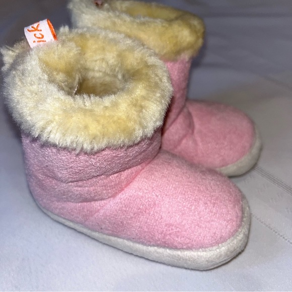 Tickle Toes Baby Girls Pink Warm Winter Boots Faux Fur Lined Booties Size 3 - Picture 15 of 15
